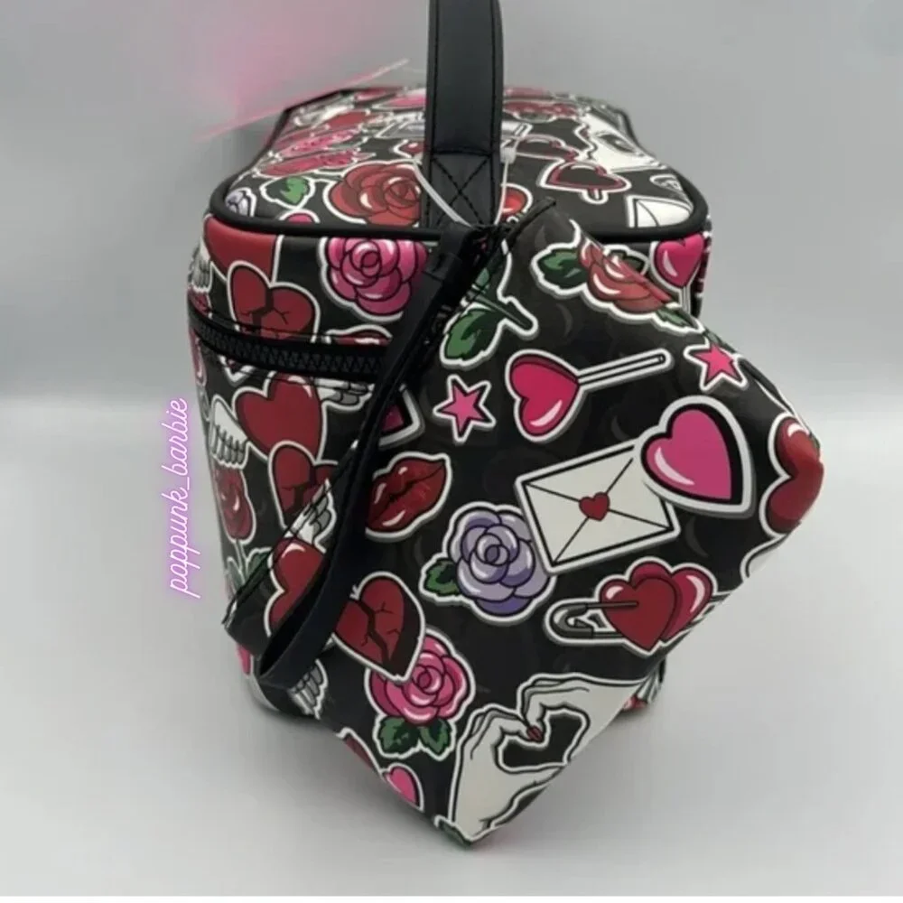 Betsey Johnson Hearts Roses Train Case + Wristlet‎ NWT Y2K Travel